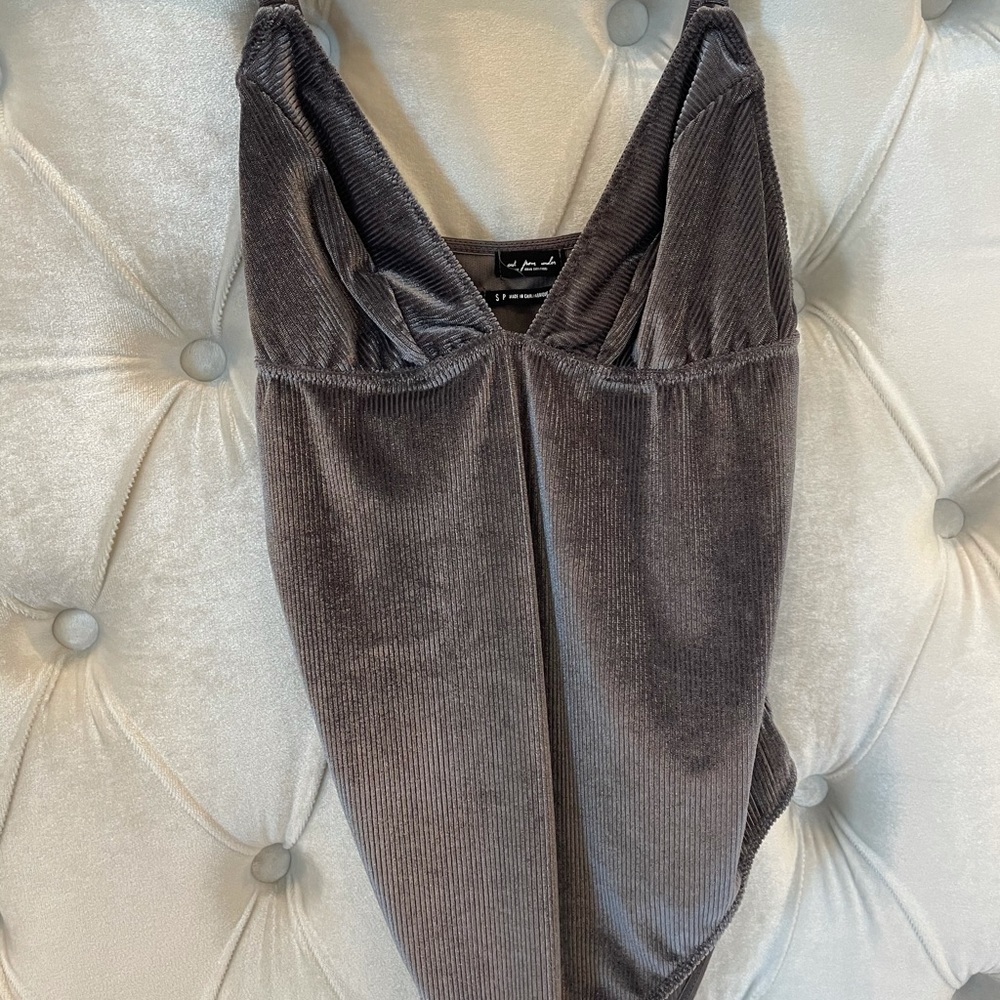 XS Urban Outfitters Bodysuit